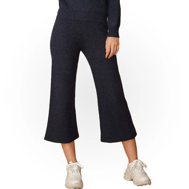 Women's Ribbed Crop Pants in Midnight